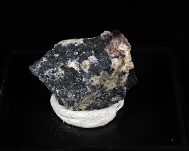 Feklichevite